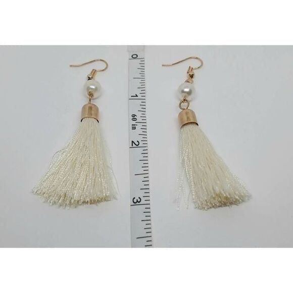 Earrings - Picture 2 of 4